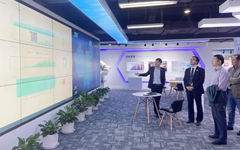 高新区管委会领导莅临摩登7娱乐公司调研